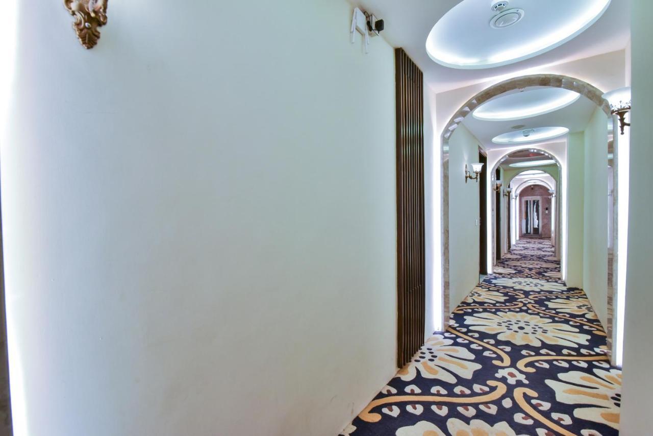 Hotel Br Grand With Nimo Club Amritsar -5 Mint From Golden Temple Екстериор снимка
